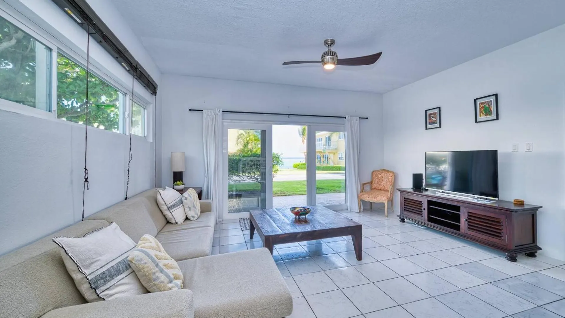 Apartament Quiet Beach Escape George Town